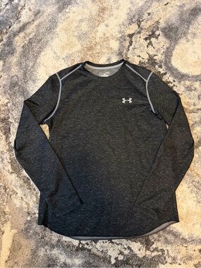 Under Armour Men's Long Sleeve Heathered Black Performance Tee Medium